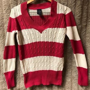 🔴 Faded Glory Pink and White Sweater